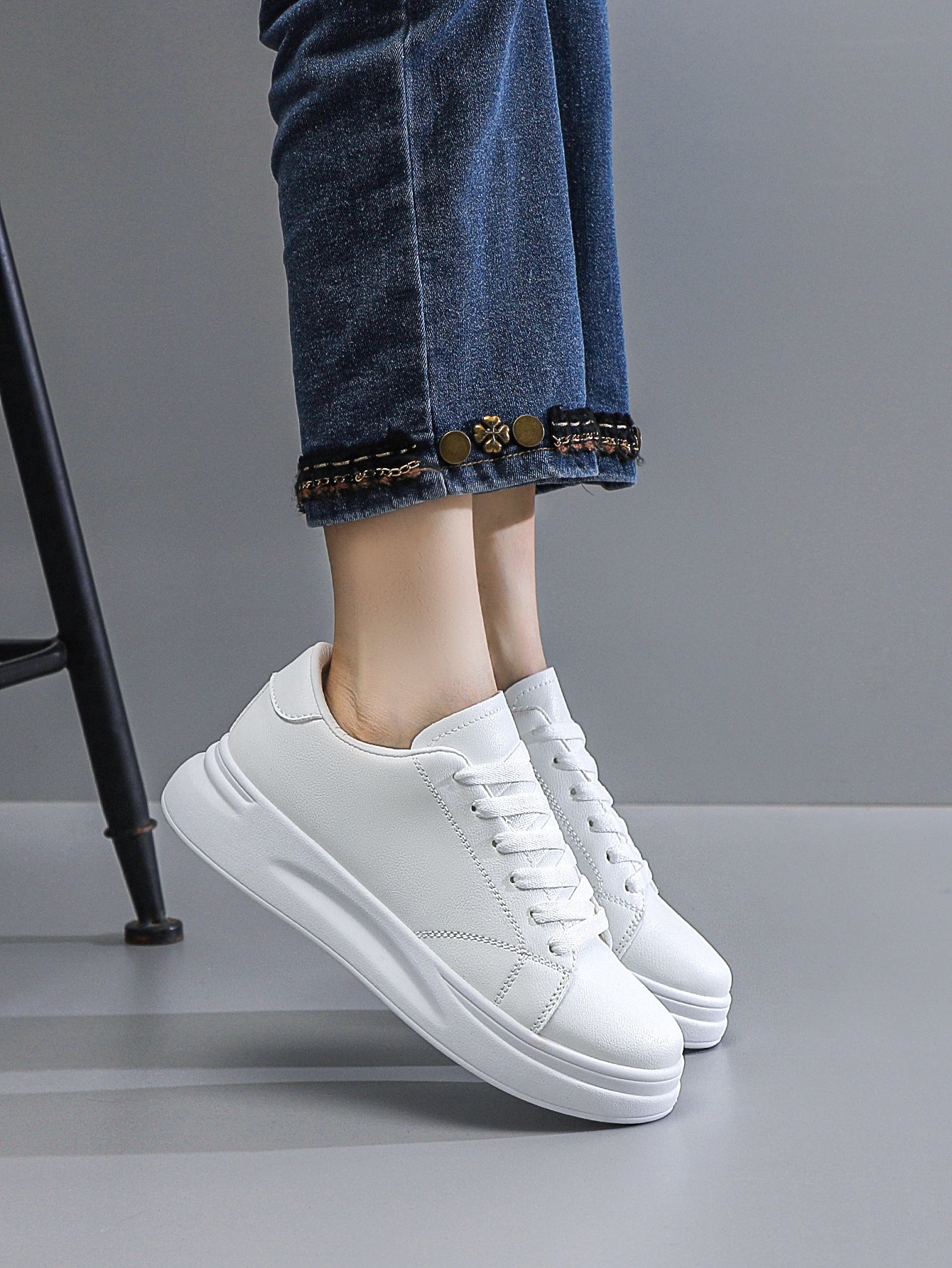 Women's Platform Sports Casual Sneakers - Lace-Up Athletic Fashion Shoes